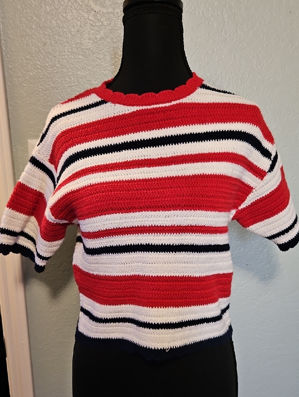 Universal Thread Red White & Navy Striped Crewneck Knit Top
